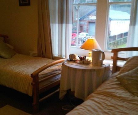The Hendrewen Hotel Treorchy Buitenkant foto